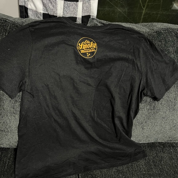 Smokey Mountain Moonshine Tee BNWT size large - Picture 2 of 2